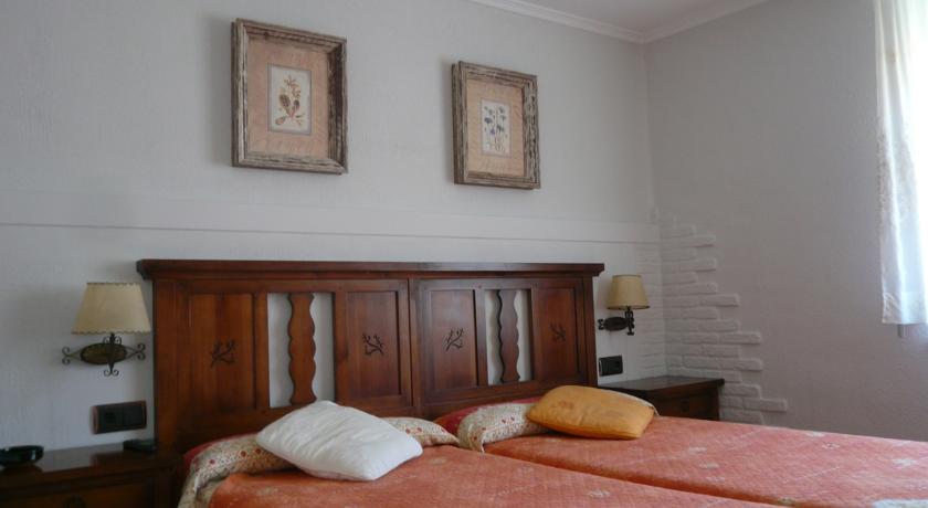 Imagen general del Hostal Lola, Isaba. Foto 3