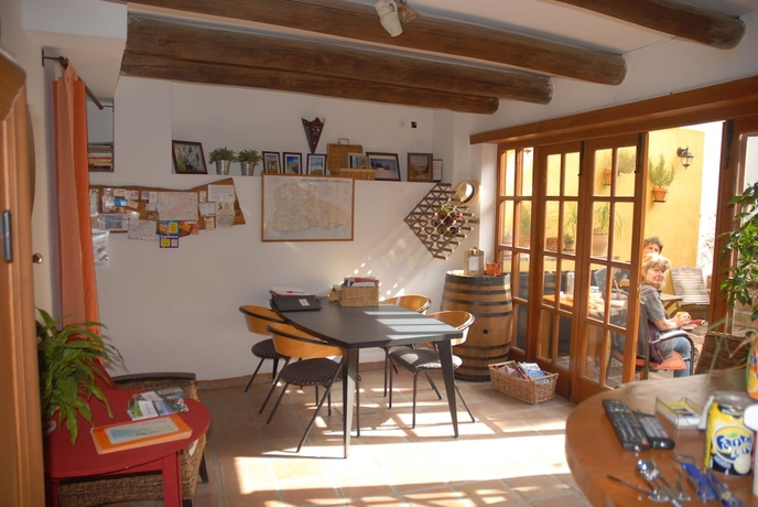 Imagen de los interiores del Hostal Lorca. Foto 16