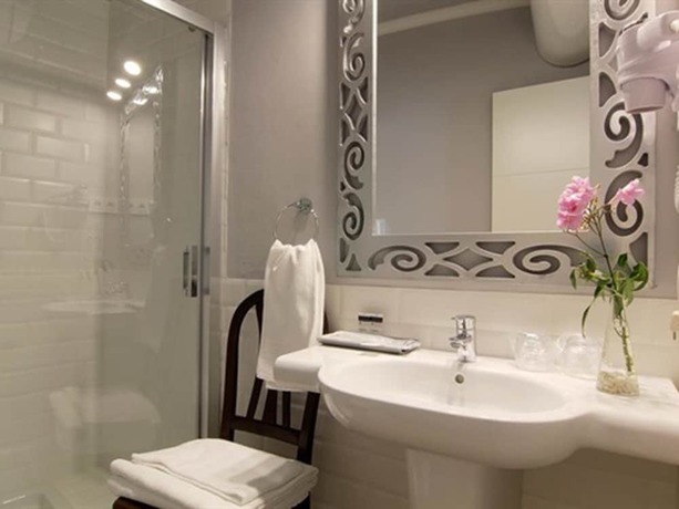 Imagen de la habitación del Hostal Los Castañuelos. Foto 3