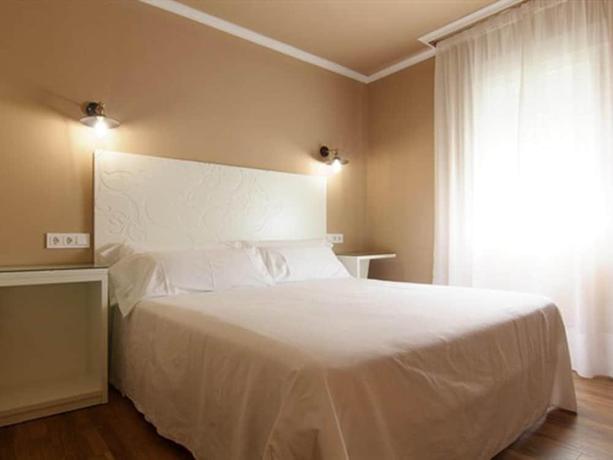 Imagen de la habitación del Hostal Los Castañuelos. Foto 5