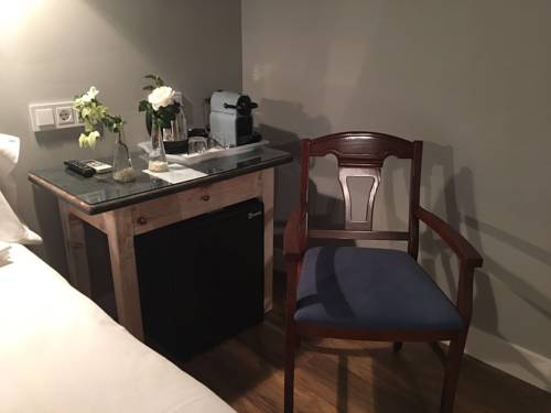 Imagen de la habitación del Hostal Los Castañuelos. Foto 10