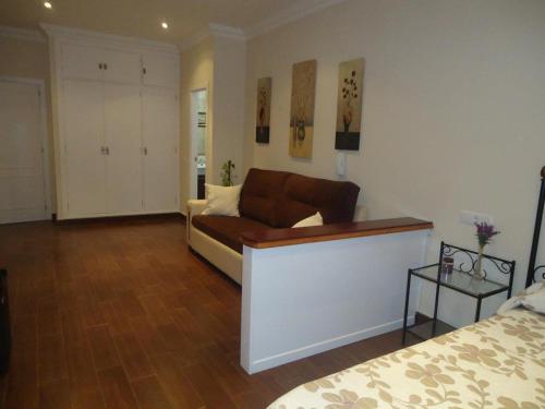 Imagen de la habitación del Hostal Los Dos Naranjos. Foto 7