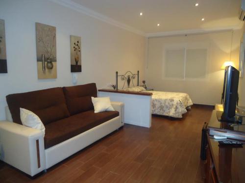 Imagen de la habitación del Hostal Los Dos Naranjos. Foto 8