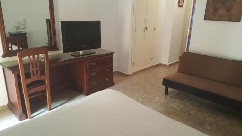 Imagen de la habitación del Hostal Los Dos Naranjos. Foto 14