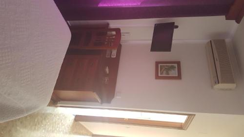 Imagen de la habitación del Hostal Los Dos Naranjos. Foto 17