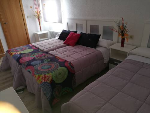 Imagen de la habitación del Hostal Los Gabrieles. Foto 3