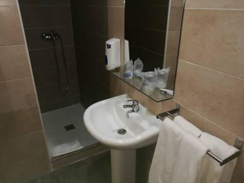 Imagen de la habitación del Hostal Los Gabrieles. Foto 4