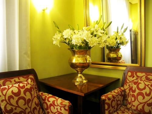 Imagen general del Hostal Los Guerreros. Foto 6