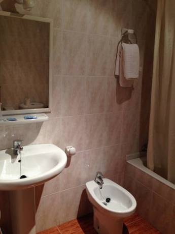 Imagen general del Hostal Los Hermanos, Baza. Foto 2