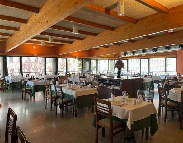 Imagen general del Hostal Los Infantes. Foto 9