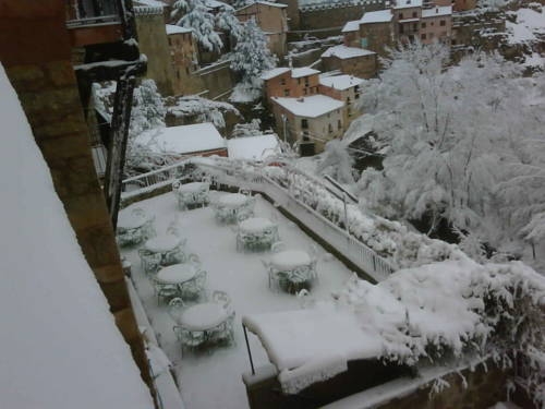 Imagen general del Hostal Los Palacios, Sierra de Albarracín. Foto 1