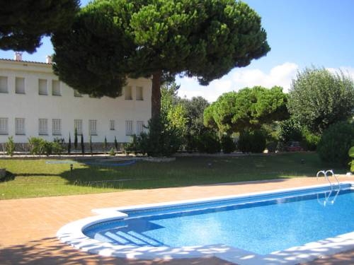 Imagen general del Hostal Los Pinares. Foto 2