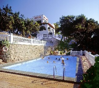 Imagen general del Hostal Los Pinos, Cala Sant Vicenç. Foto 1