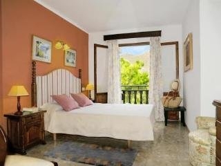 Imagen general del Hostal Los Pinos, Cala Sant Vicen&ccedil;. Foto 6