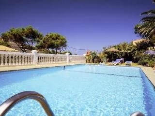 Imagen general del Hostal Los Pinos, Cala Sant Vicen&ccedil;. Foto 10