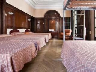 Imagen general del Hostal Los Pinos, Cala Sant Vicen&ccedil;. Foto 12