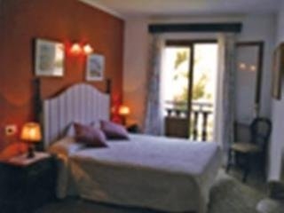 Imagen general del Hostal Los Pinos, Cala Sant Vicen&ccedil;. Foto 21