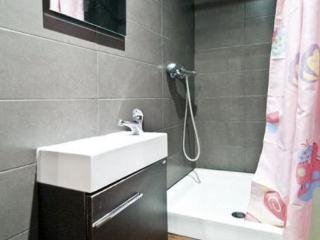 Imagen general del Hostal Los Pinos, Cala Sant Vicen&ccedil;. Foto 23