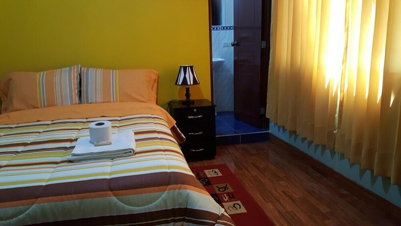 Imagen de la habitación del Hostal Los Pinos, Huancayo. Foto 15
