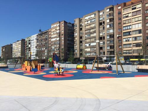 Imagen de la habitación del Hostal Lucy, Santander. Foto 12