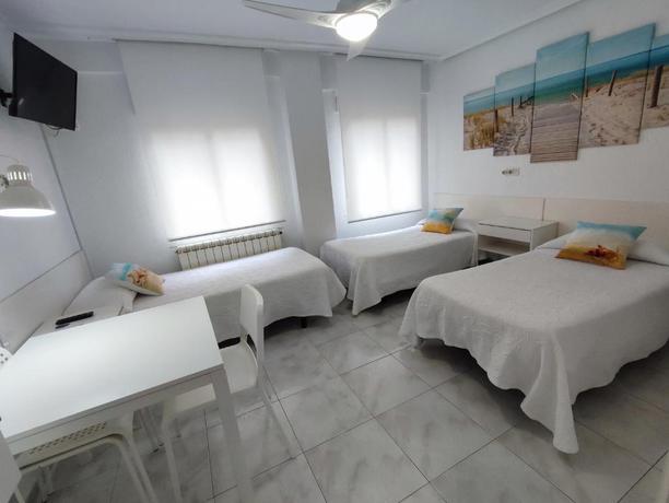 Imagen general del Hostal Lucy, Santander. Foto 6