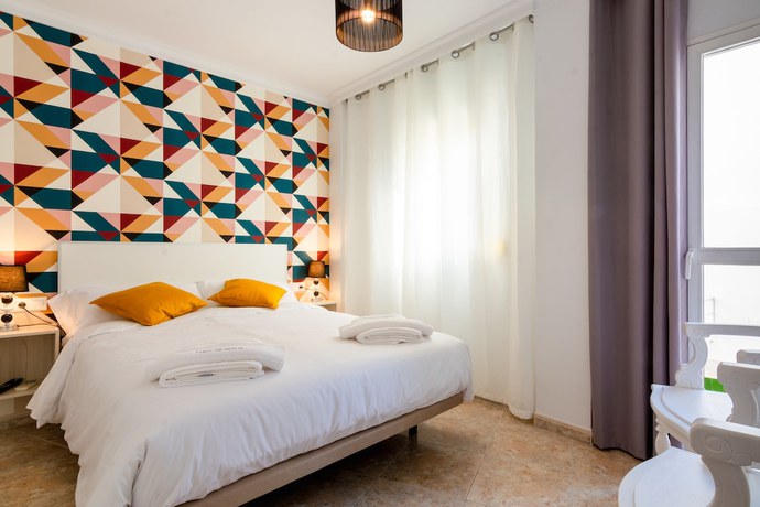 Imagen de la habitación del Hostal Luna de Nerja. Foto 5