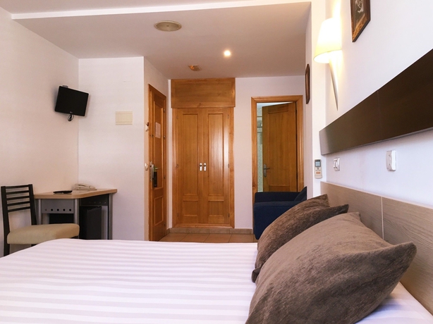 Imagen de la habitación del Hostal Luz Vejer Hospedería. Foto 8