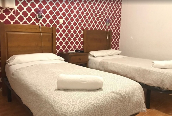 Imagen de la habitación del Hostal MYD Los Perales. Foto 2