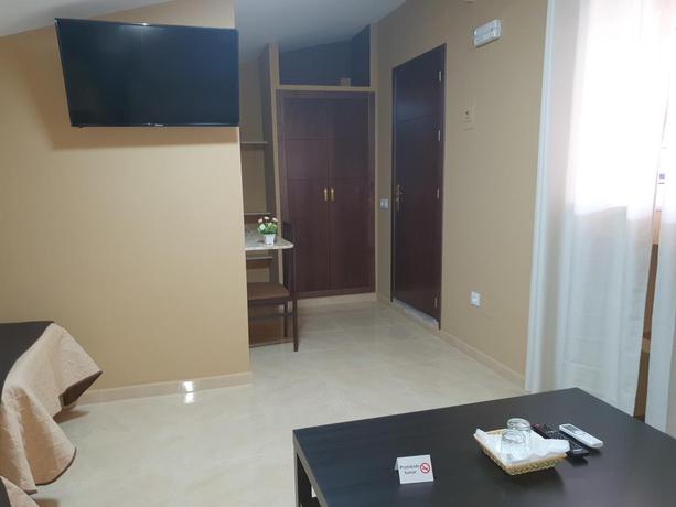 Imagen general del Hostal M&aacute;laga, Arcos de la Frontera. Foto 10