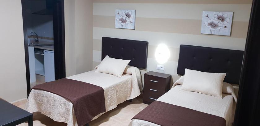 Imagen general del Hostal M&aacute;laga, Arcos de la Frontera. Foto 14