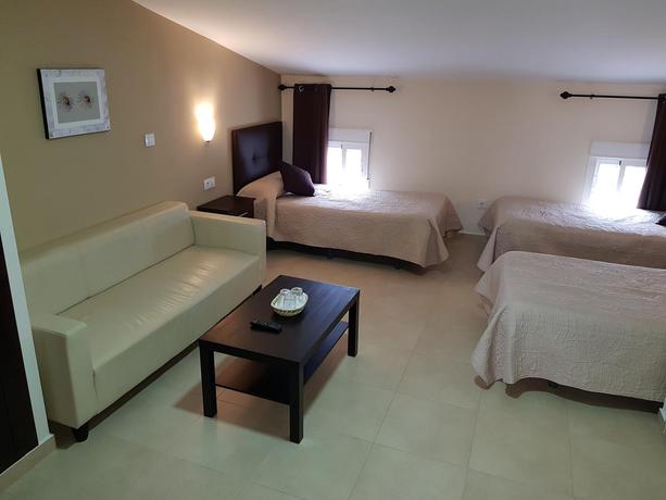Imagen general del Hostal M&aacute;laga, Arcos de la Frontera. Foto 15