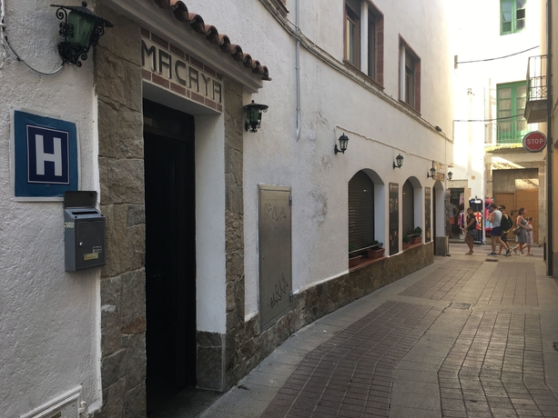 Imagen general del Hostal Macaya. Foto 3