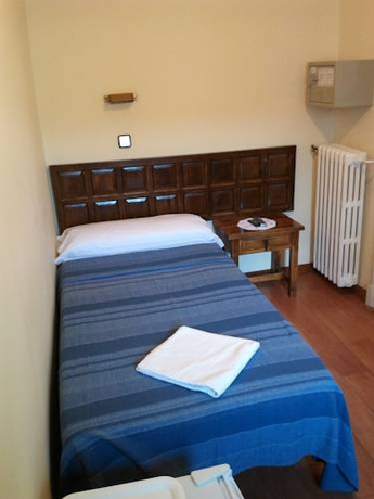 Imagen de la habitación del Hostal Machin. Foto 9