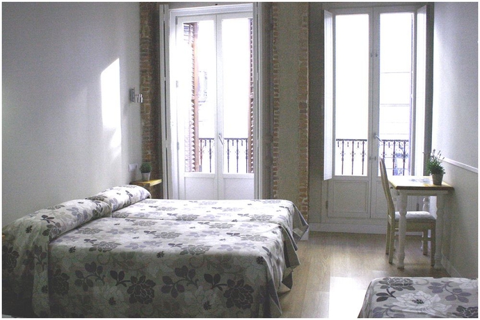 Imagen de la habitación del Hostal Madrid, Plaza Mayor. Foto 3
