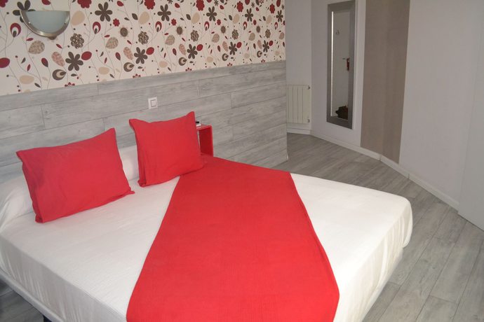 Imagen de la habitación del Hostal Madrid Sol. Foto 7