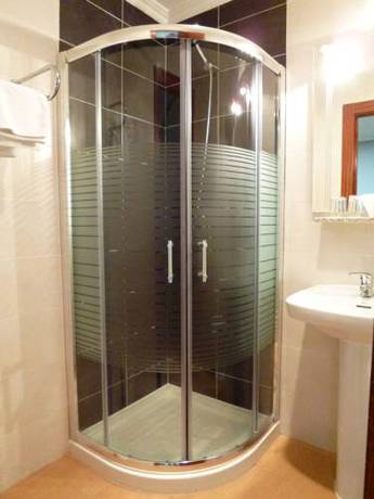 Imagen de la habitación del Hostal Madrid, Toledo. Foto 3