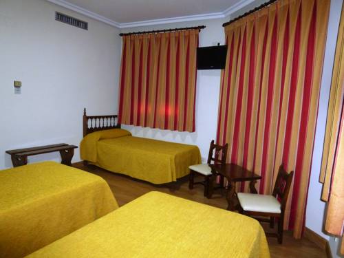 Imagen de la habitación del Hostal Madrid, Toledo. Foto 7