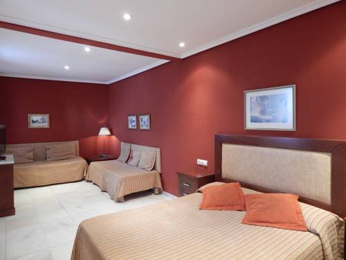 Imagen de la habitación del Hostal Maestre, C&oacute;rdoba. Foto 7