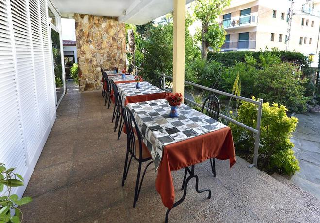 Imagen general del Hostal Magnolia, Lloret de Mar. Foto 6