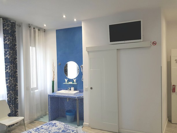 Imagen general del Hostal Main Street Madrid. Foto 15