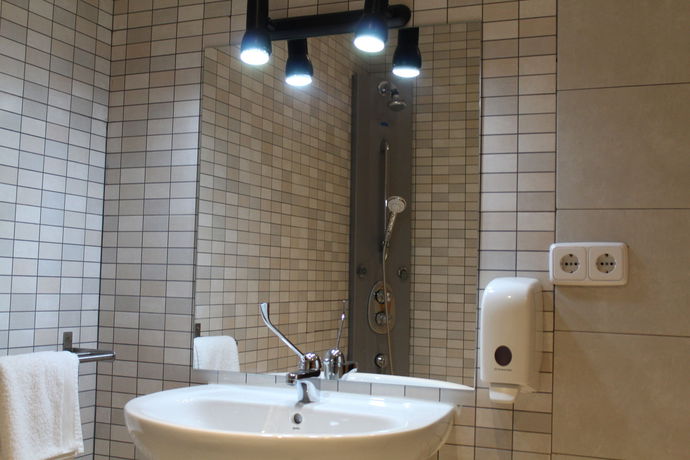 Imagen de la habitación del Hostal Mainz. Foto 4