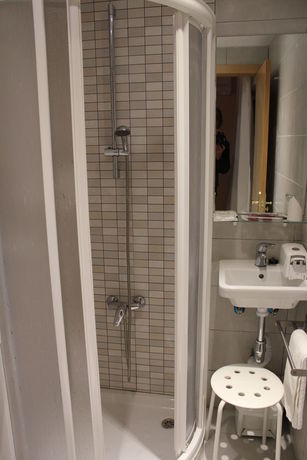 Imagen de la habitación del Hostal Mainz. Foto 6