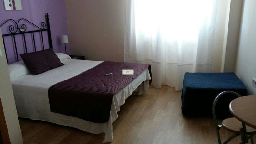 Imagen de la habitación del Hostal Mainz. Foto 7