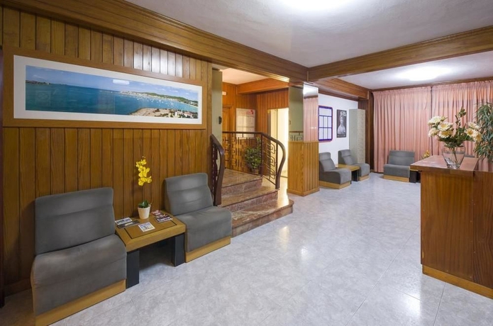 Imagen de los interiores del Hostal Mallorca, San Antonio [Centro]. Foto 10