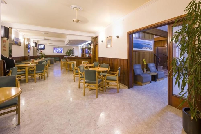 Imagen del bar/restaurante del Hostal Mallorca, San Antonio [Centro]. Foto 3