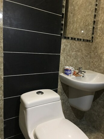 Imagen de la habitación del Hostal Manantial, Lima Metropolitana. Foto 18