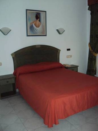 Imagen general del Hostal Manolo, Garrucha. Foto 9