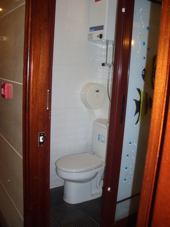 Imagen de la habitación del Hostal Maple Leaf Guest House. Foto 4