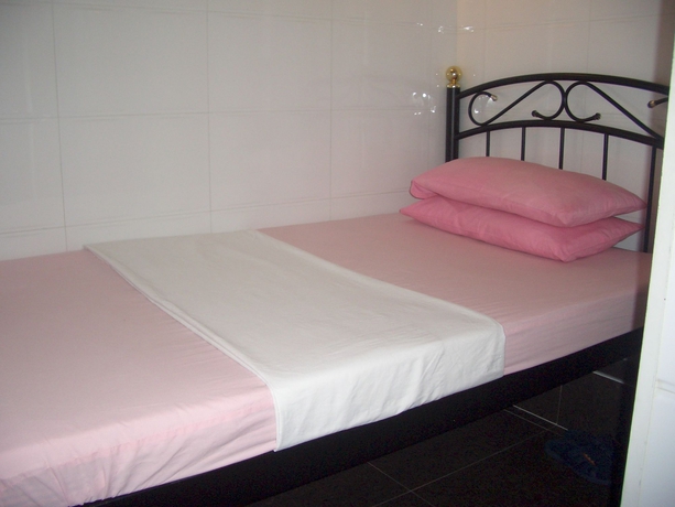 Imagen de la habitación del Hostal Maple Leaf Guest House. Foto 11