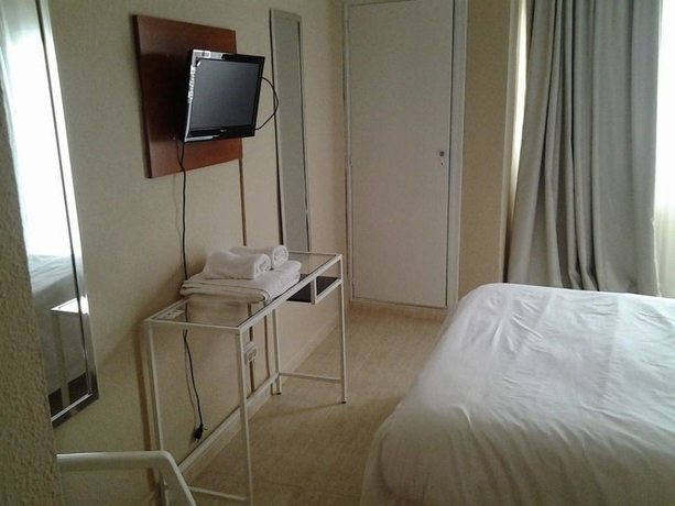 Imagen de la habitación del Hostal Mar Del Plata, El Arenal. Foto 10